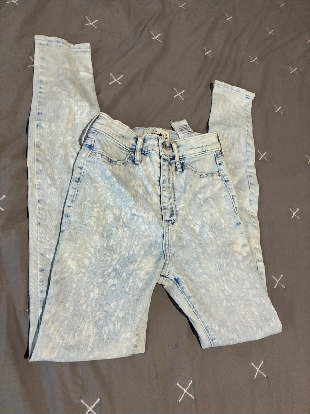 Light Wash Speckled Jeans